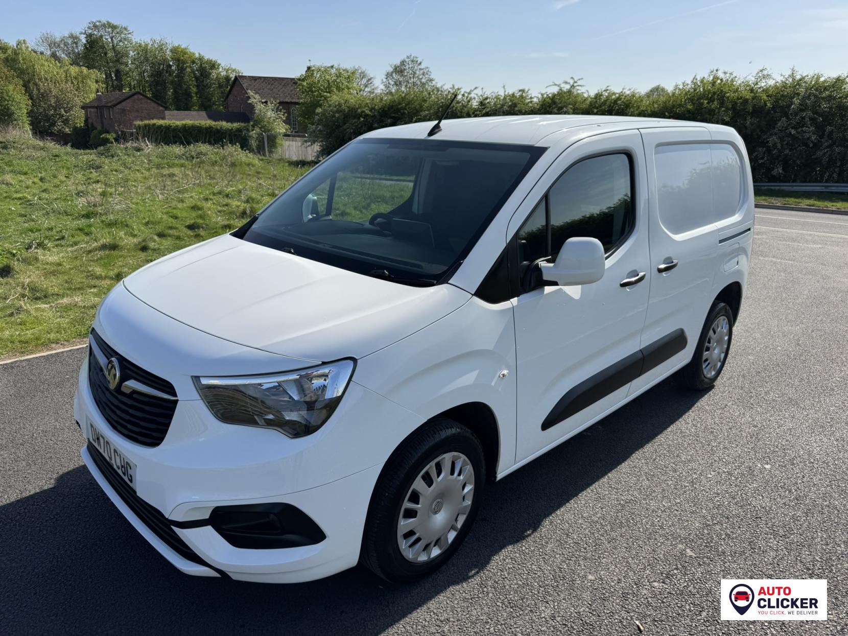 Vauxhall Combo 1.5 Turbo D 2300 Sportive Panel Van 4dr Diesel Manual L1 H1 Euro 6 (100 ps)