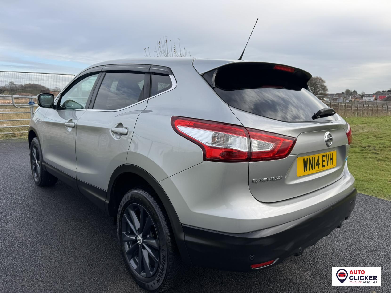 Nissan Qashqai 1.5 dCi Acenta Premium SUV 5dr Diesel Manual 2WD Euro 5 (s/s) (110 ps)