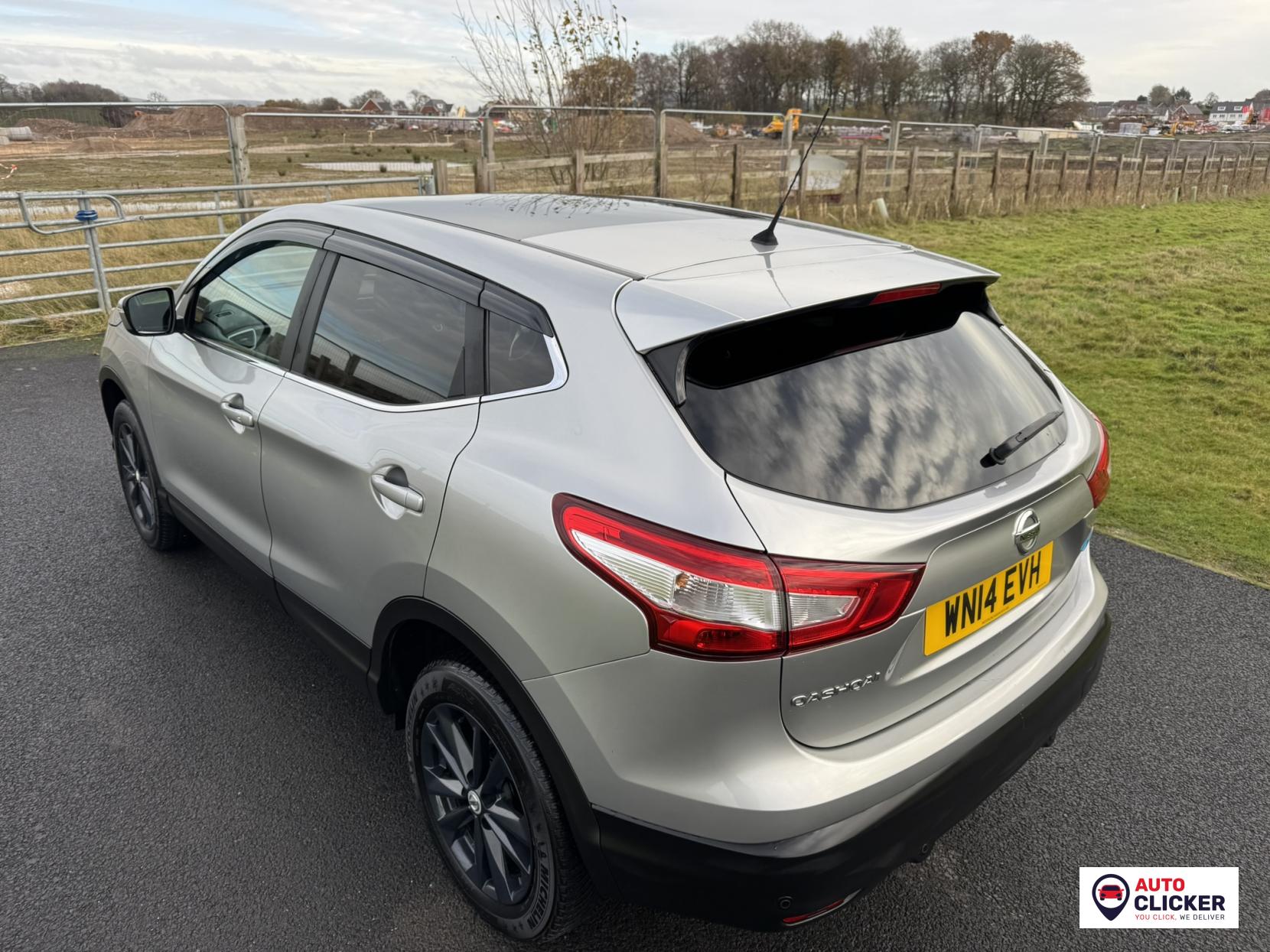 Nissan Qashqai 1.5 dCi Acenta Premium SUV 5dr Diesel Manual 2WD Euro 5 (s/s) (110 ps)