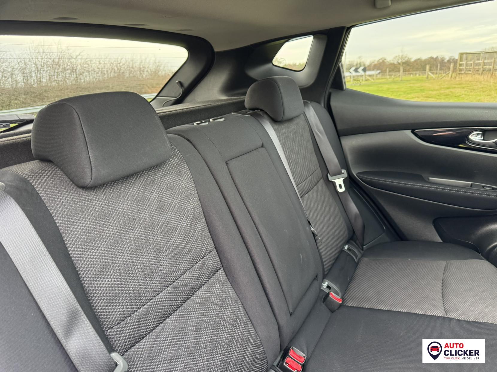 Nissan Qashqai 1.5 dCi Acenta Premium SUV 5dr Diesel Manual 2WD Euro 5 (s/s) (110 ps)