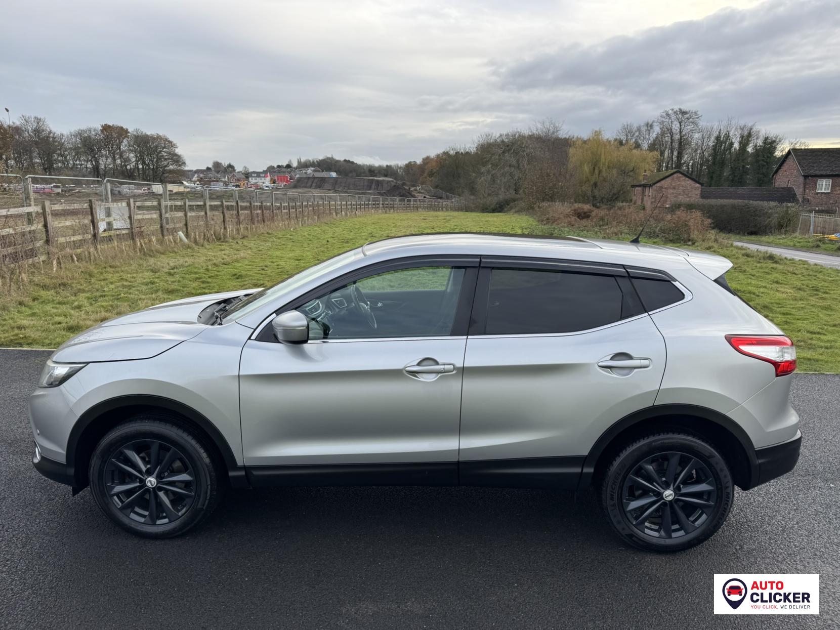 Nissan Qashqai 1.5 dCi Acenta Premium SUV 5dr Diesel Manual 2WD Euro 5 (s/s) (110 ps)