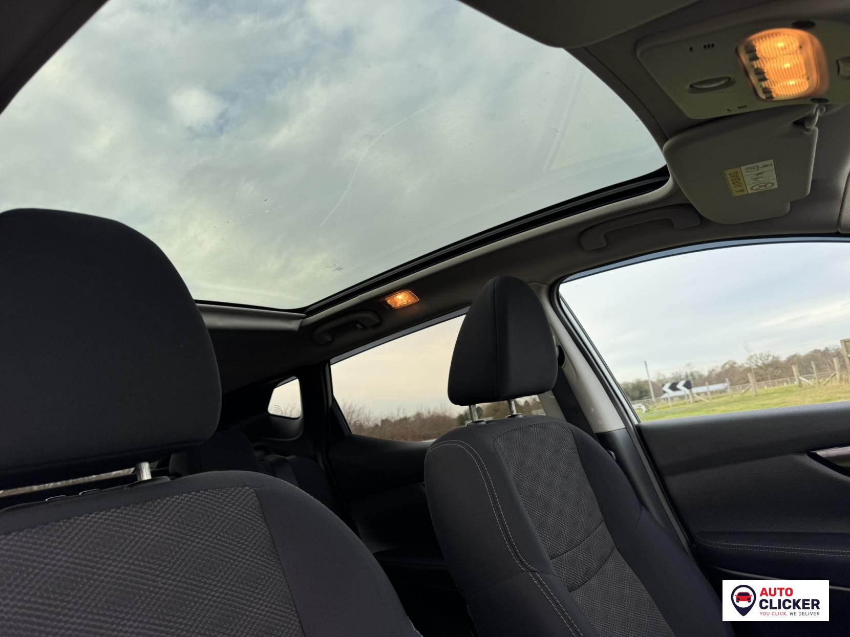 Nissan Qashqai 1.5 dCi Acenta Premium SUV 5dr Diesel Manual 2WD Euro 5 (s/s) (110 ps)