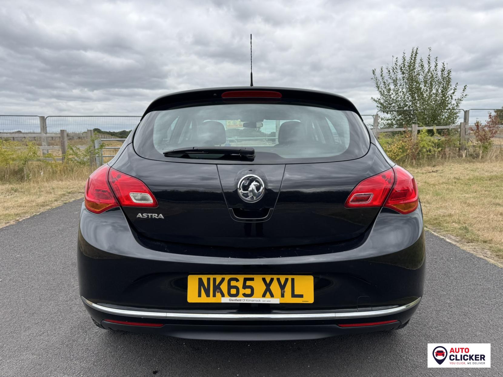 Vauxhall Astra 1.4i Excite Hatchback 5dr Petrol Manual Euro 6 (100 ps)