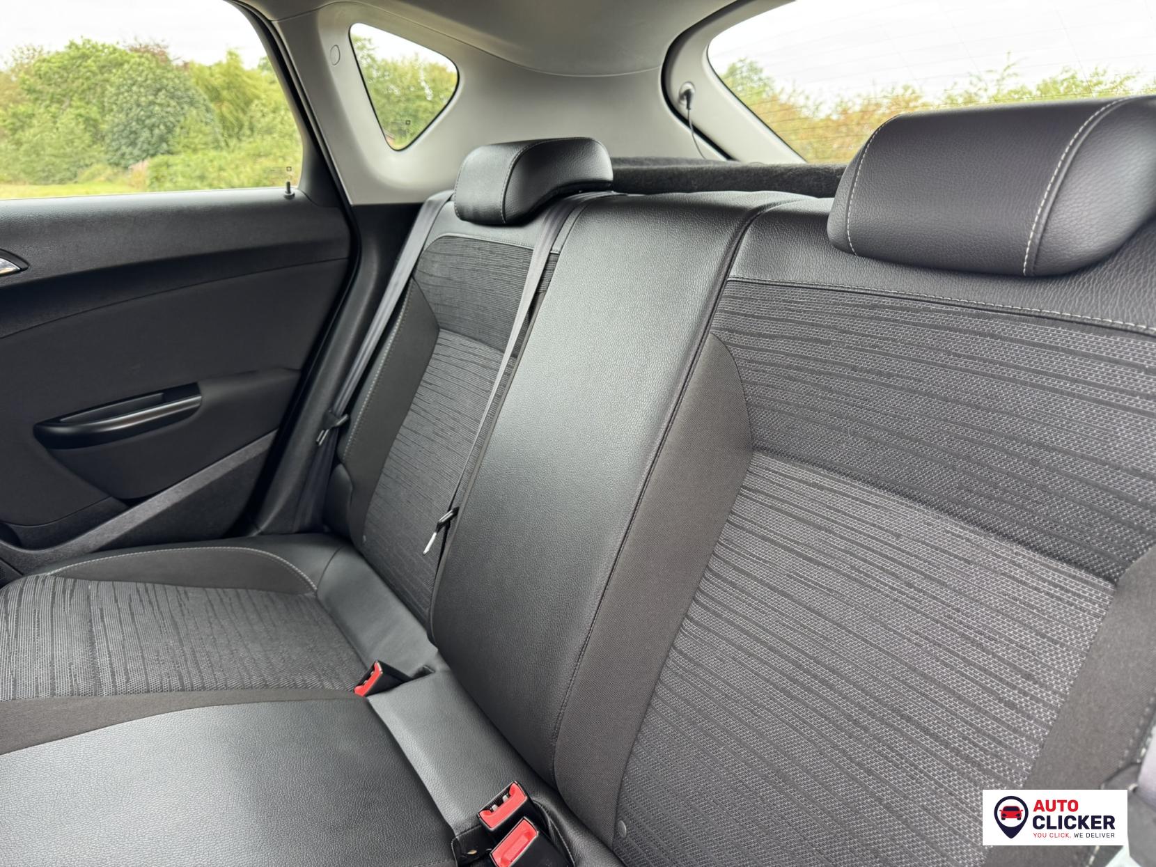 Vauxhall Astra 1.4i Excite Hatchback 5dr Petrol Manual Euro 6 (100 ps)