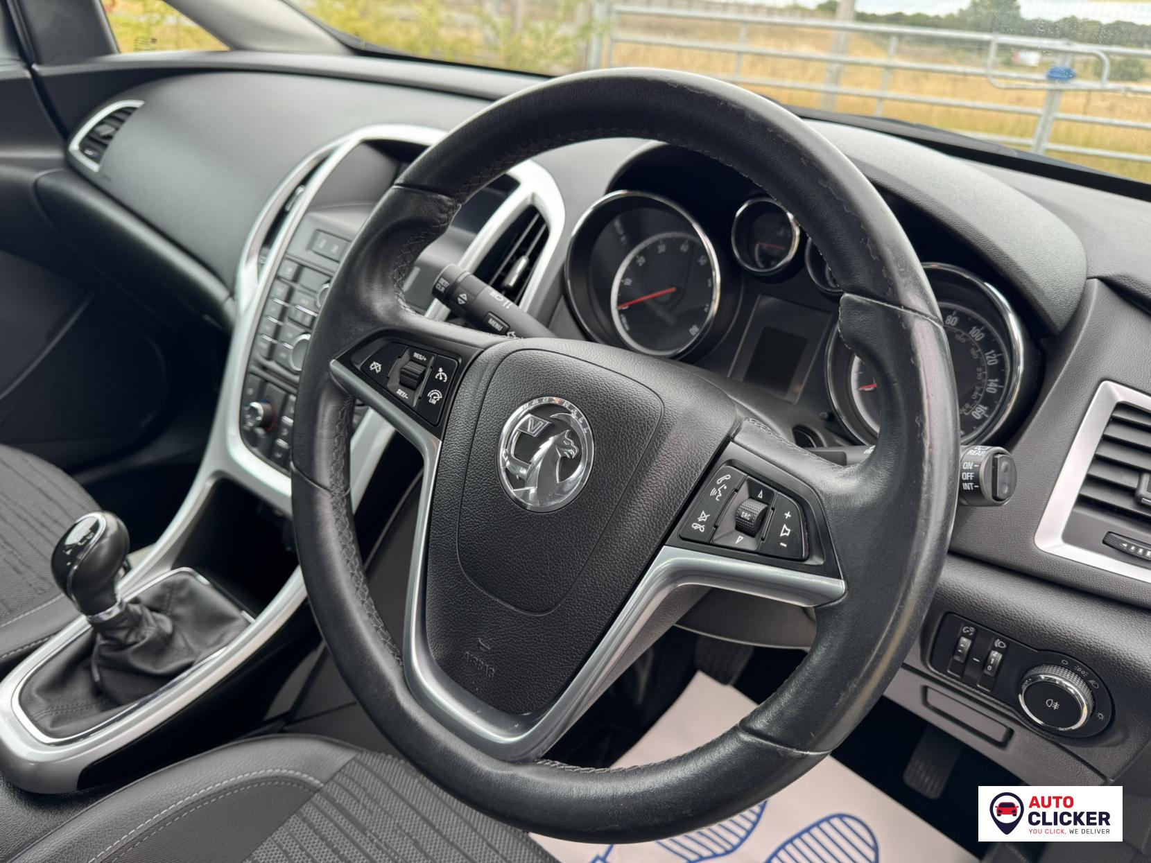 Vauxhall Astra 1.4i Excite Hatchback 5dr Petrol Manual Euro 6 (100 ps)
