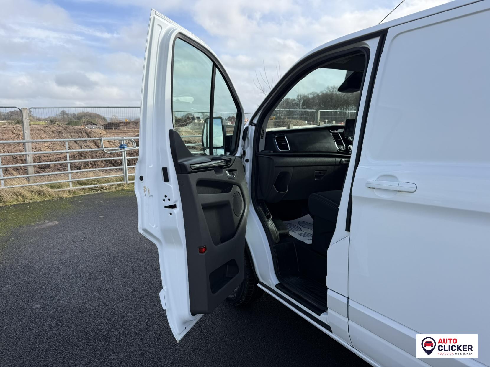 Ford Transit Custom 2.0 300 EcoBlue Limited Panel Van 5dr Diesel Manual L2 H1 Euro 6 (s/s) (130 ps)