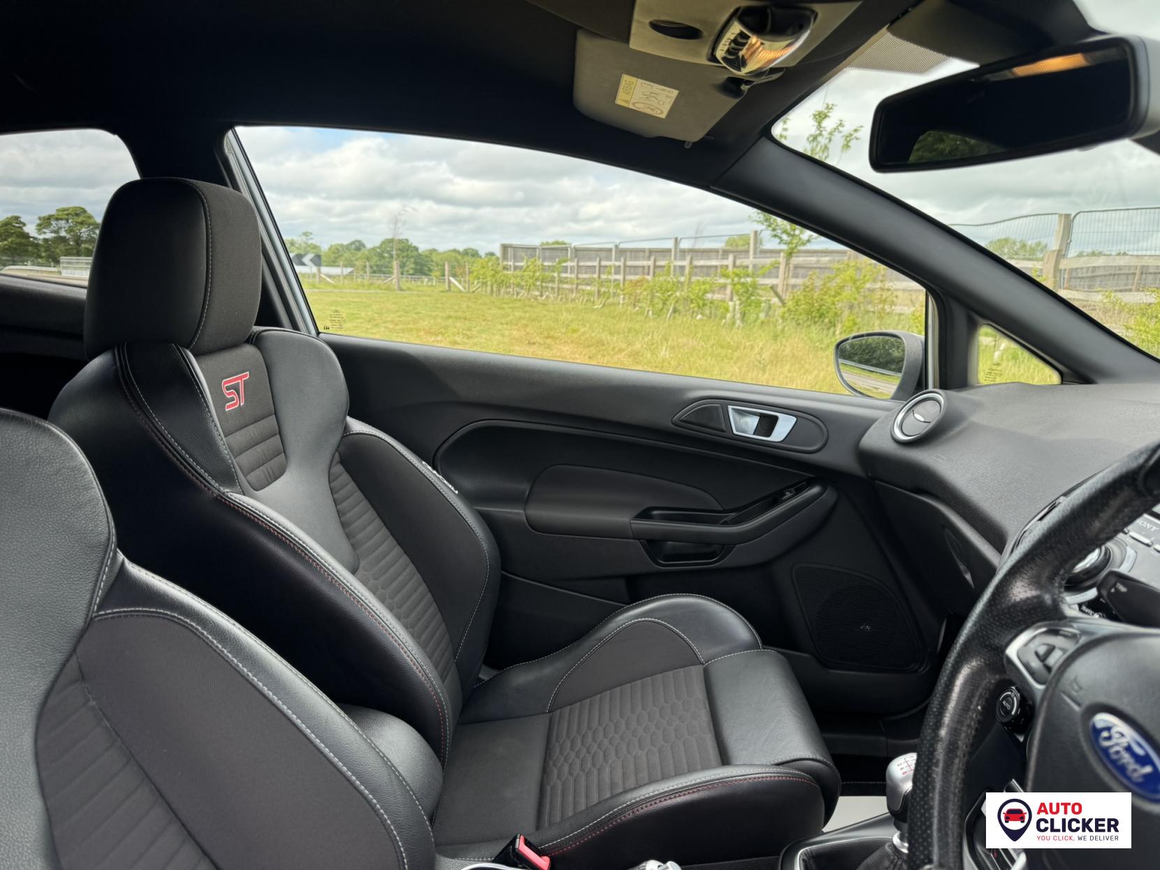 Ford Fiesta 1.6T EcoBoost ST-200 Hatchback 3dr Petrol Manual Euro 6 (200 ps)