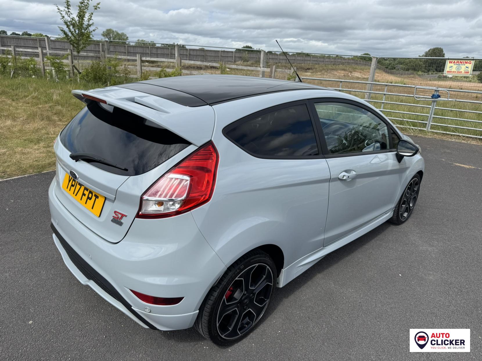 Ford Fiesta 1.6T EcoBoost ST-200 Hatchback 3dr Petrol Manual Euro 6 (200 ps)