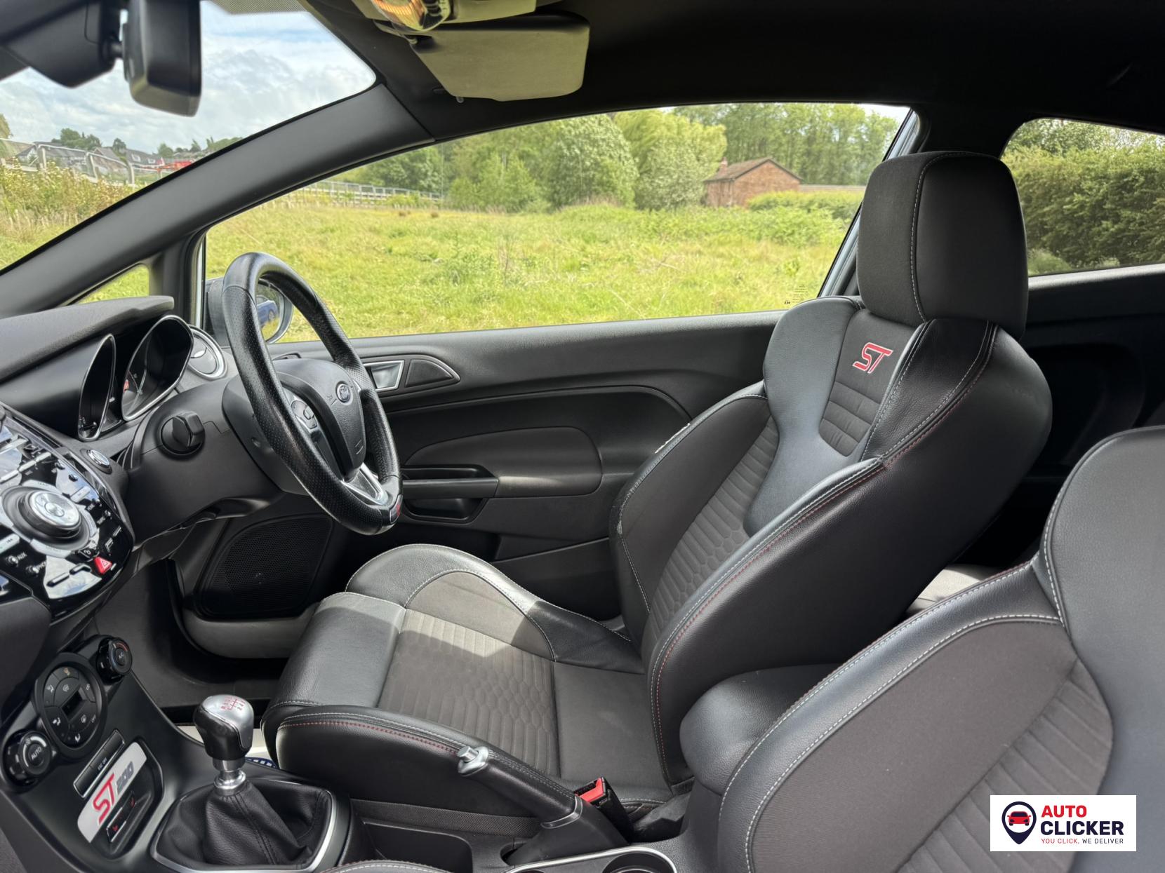Ford Fiesta 1.6T EcoBoost ST-200 Hatchback 3dr Petrol Manual Euro 6 (200 ps)