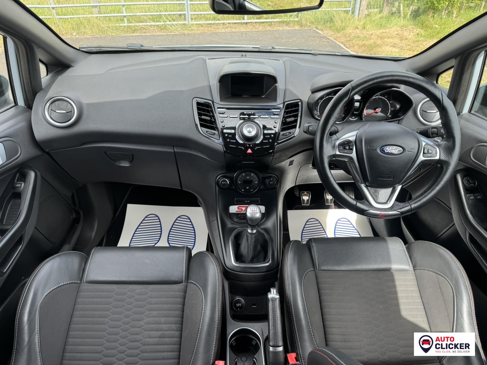 Ford Fiesta 1.6T EcoBoost ST-200 Hatchback 3dr Petrol Manual Euro 6 (200 ps)