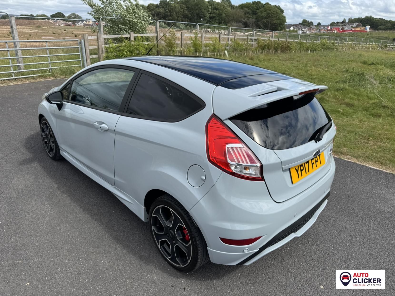 Ford Fiesta 1.6T EcoBoost ST-200 Hatchback 3dr Petrol Manual Euro 6 (200 ps)