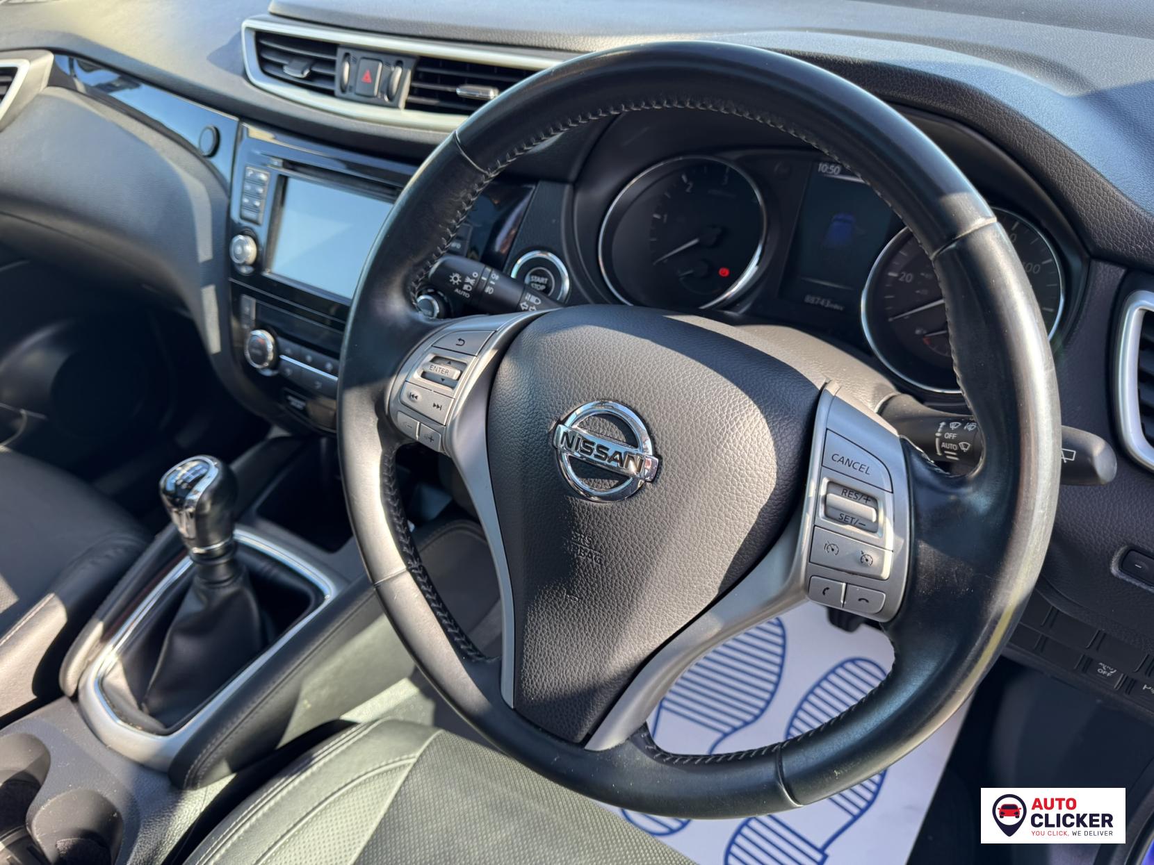 Nissan Qashqai 1.6 dCi Tekna SUV 5dr Diesel Manual 2WD Euro 5 (s/s) (130 ps)