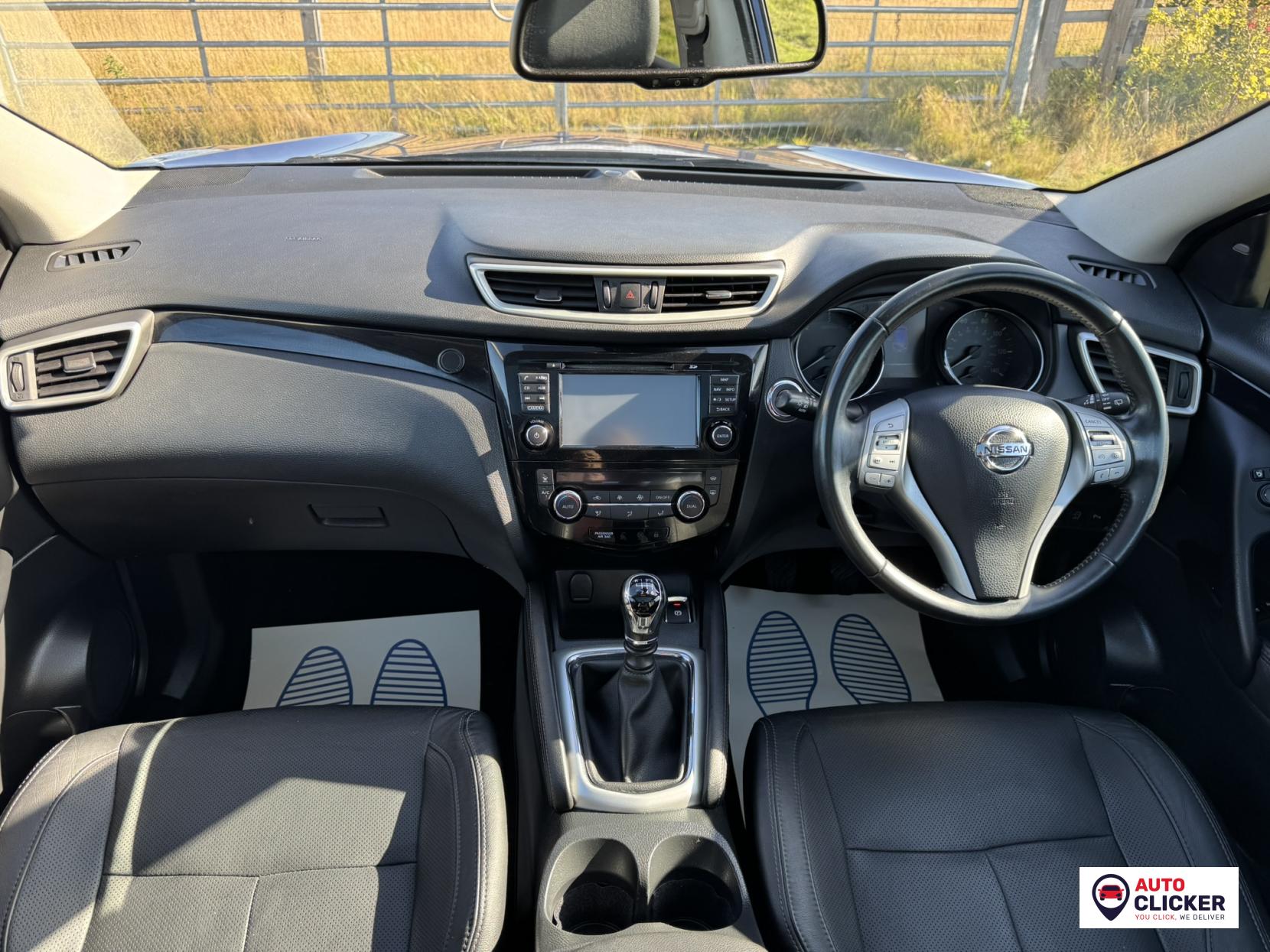 Nissan Qashqai 1.6 dCi Tekna SUV 5dr Diesel Manual 2WD Euro 5 (s/s) (130 ps)