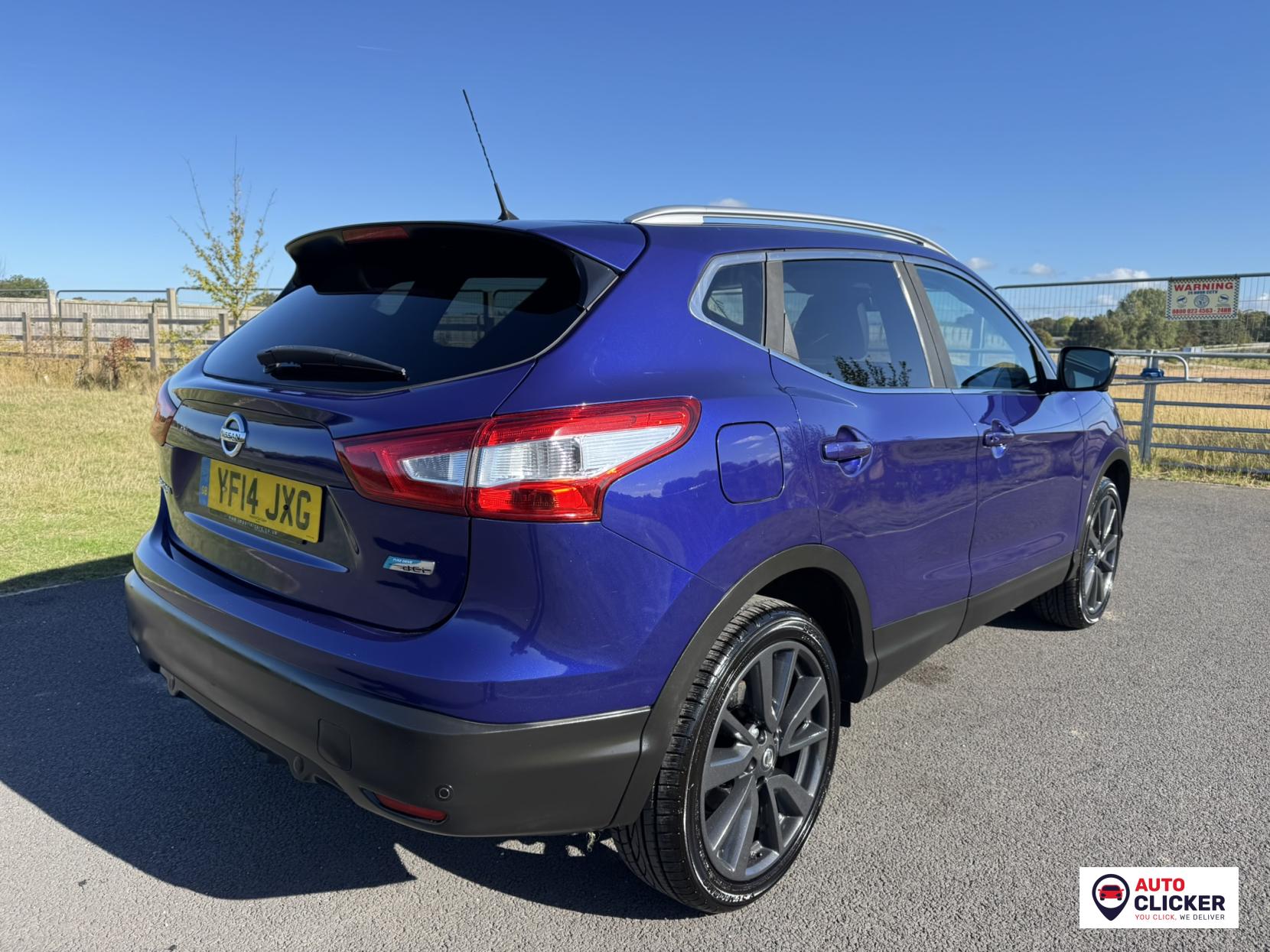 Nissan Qashqai 1.6 dCi Tekna SUV 5dr Diesel Manual 2WD Euro 5 (s/s) (130 ps)