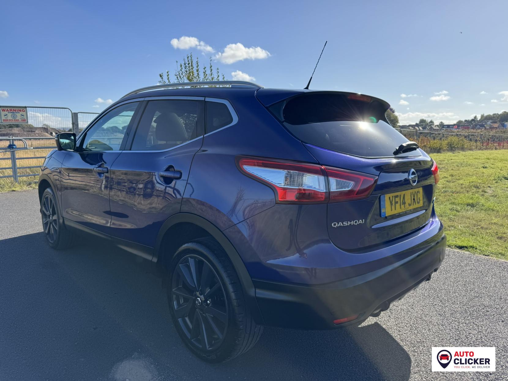 Nissan Qashqai 1.6 dCi Tekna SUV 5dr Diesel Manual 2WD Euro 5 (s/s) (130 ps)
