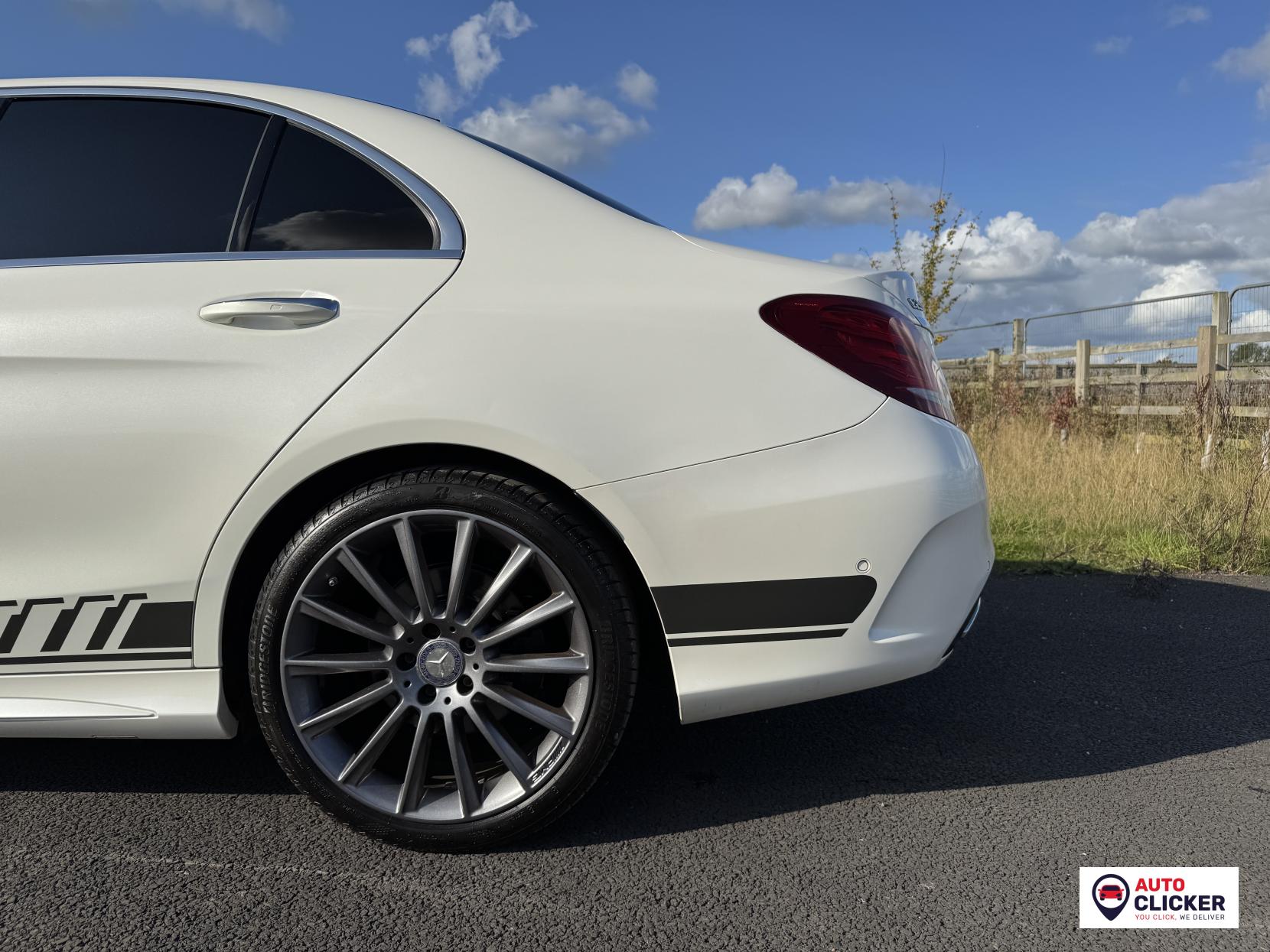 Mercedes-Benz C Class 2.1 C250 BlueTEC AMG Line Saloon 4dr Diesel G-Tronic+ Euro 6 (s/s) (204 ps)