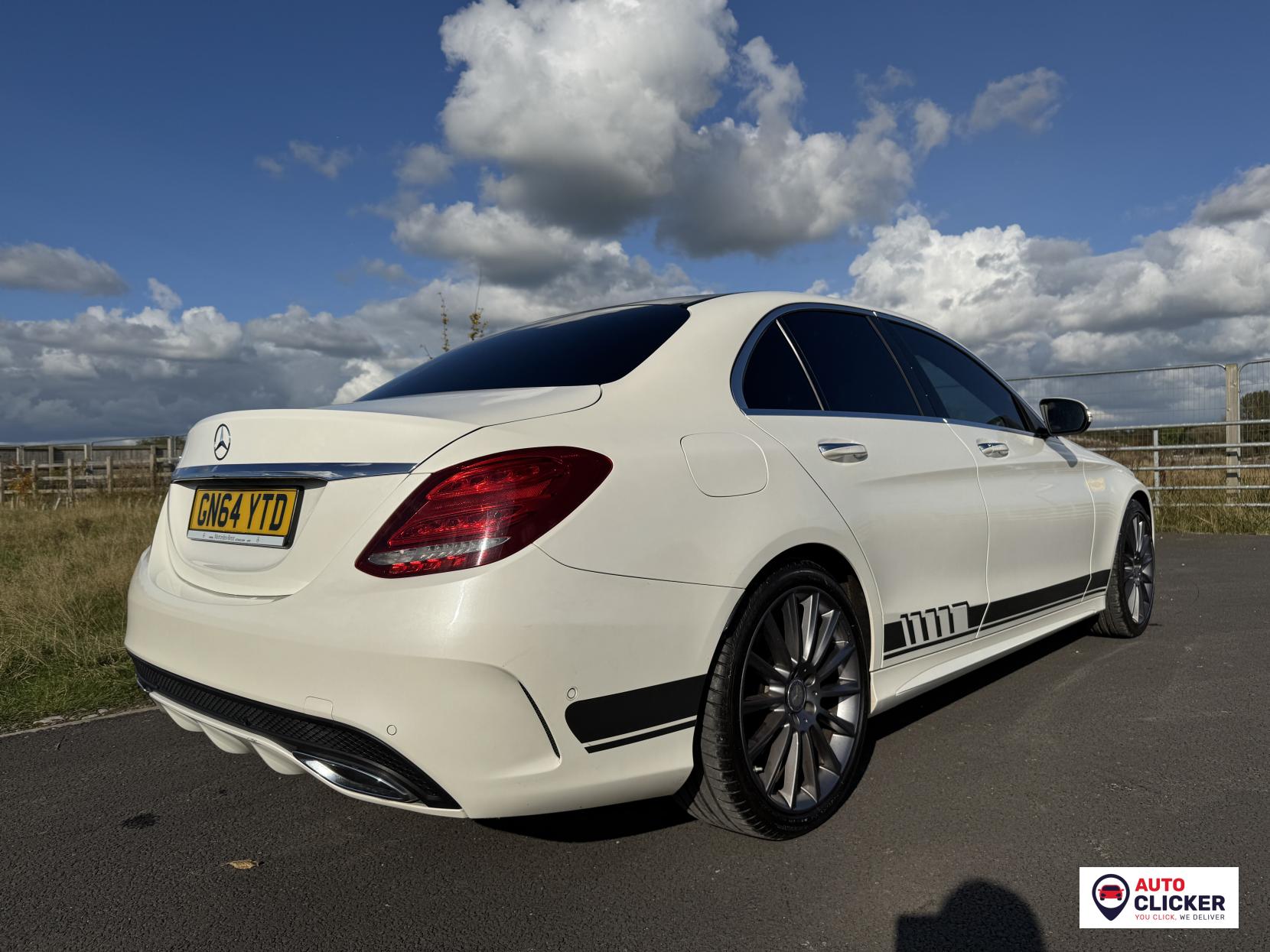 Mercedes-Benz C Class 2.1 C250 BlueTEC AMG Line Saloon 4dr Diesel G-Tronic+ Euro 6 (s/s) (204 ps)