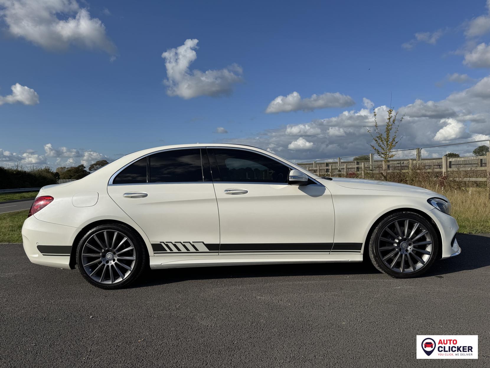 Mercedes-Benz C Class 2.1 C250 BlueTEC AMG Line Saloon 4dr Diesel G-Tronic+ Euro 6 (s/s) (204 ps)