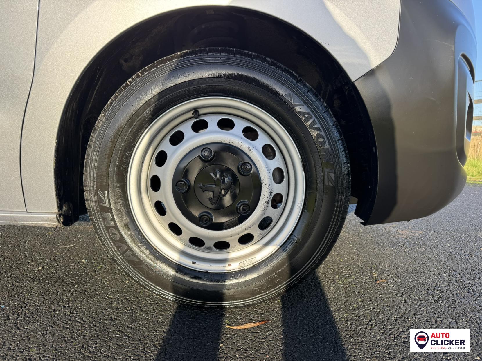 Peugeot Expert 1.5 BlueHDi 1000 Professional Standard Panel Van 6dr Diesel Manual MWB Euro 6 (s/s) (100 bhp)