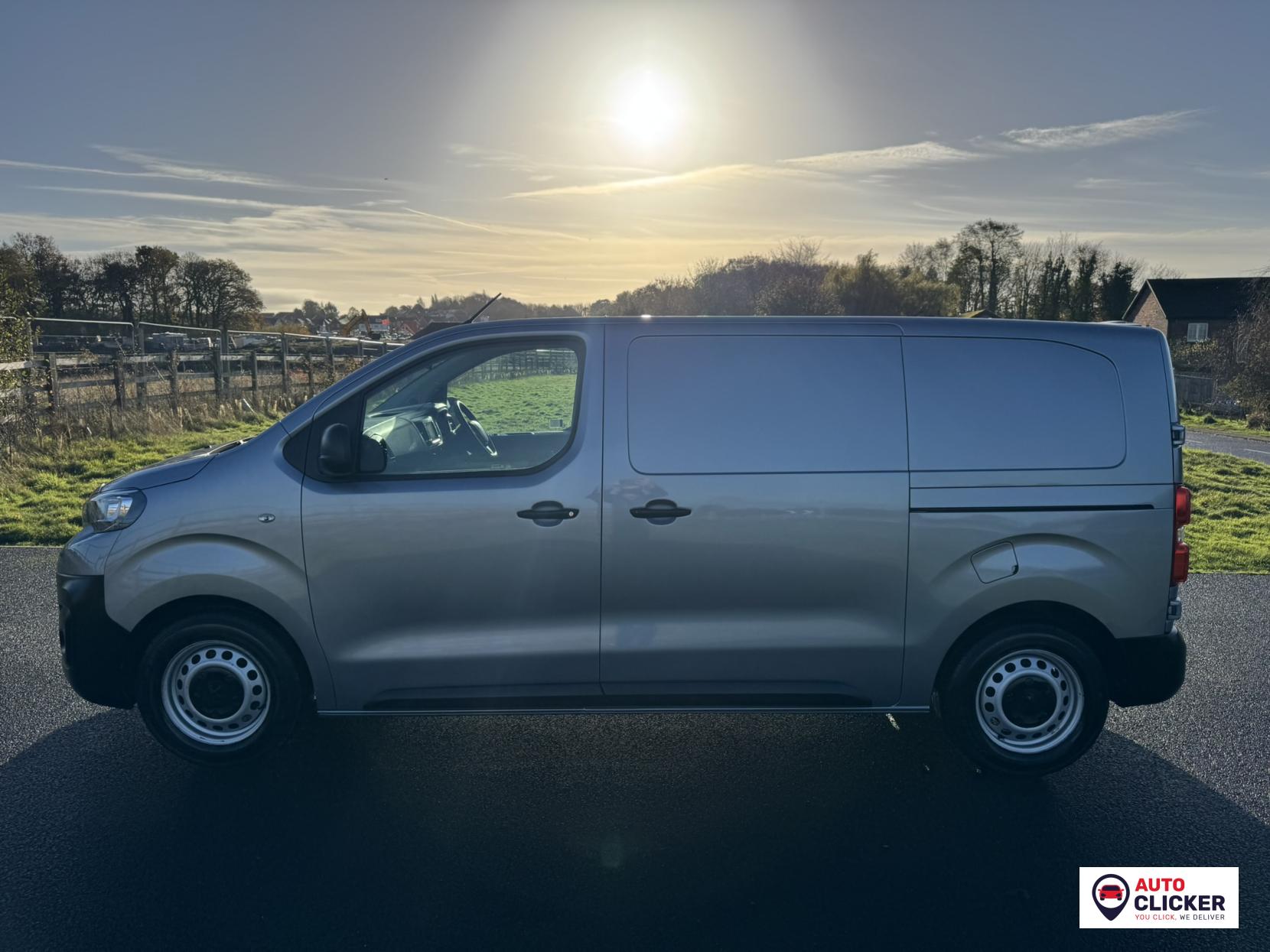 Peugeot Expert 1.5 BlueHDi 1000 Professional Standard Panel Van 6dr Diesel Manual MWB Euro 6 (s/s) (100 bhp)