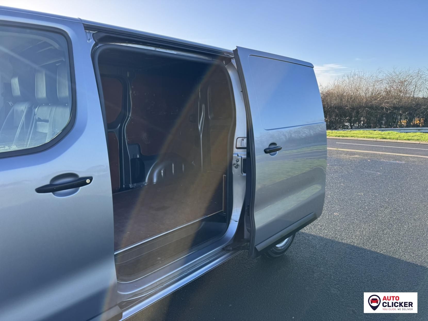 Peugeot Expert 1.5 BlueHDi 1000 Professional Standard Panel Van 6dr Diesel Manual MWB Euro 6 (s/s) (100 bhp)