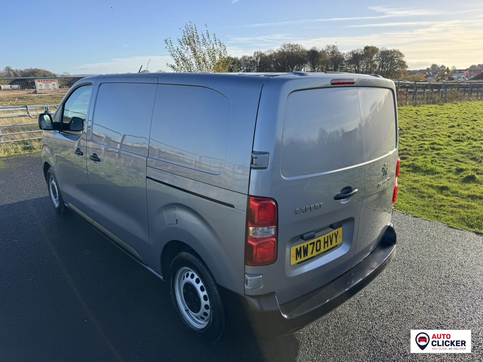 Peugeot Expert 1.5 BlueHDi 1000 Professional Standard Panel Van 6dr Diesel Manual MWB Euro 6 (s/s) (100 bhp)