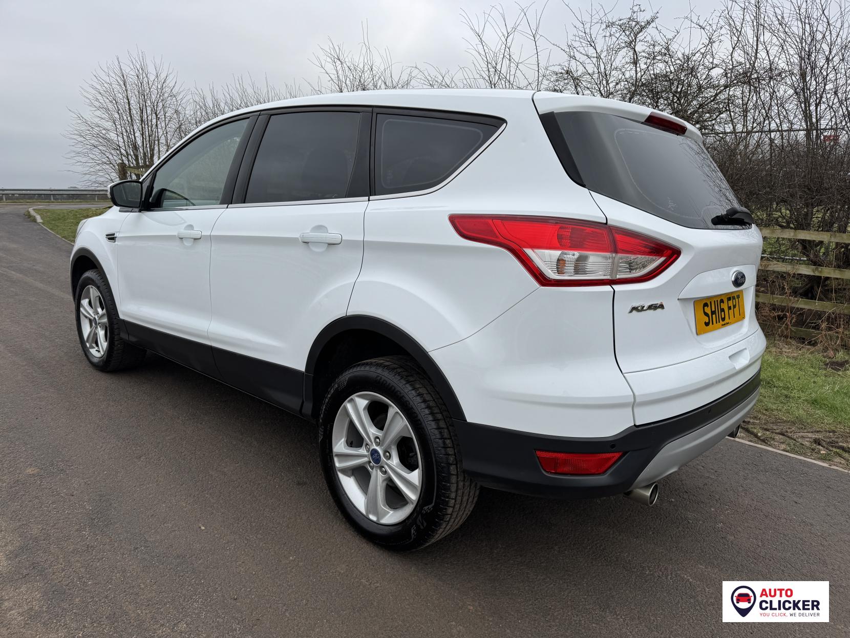 Ford Kuga 2.0 TDCi Zetec SUV 5dr Diesel Manual 2WD Euro 6 (s/s) (150 ps)