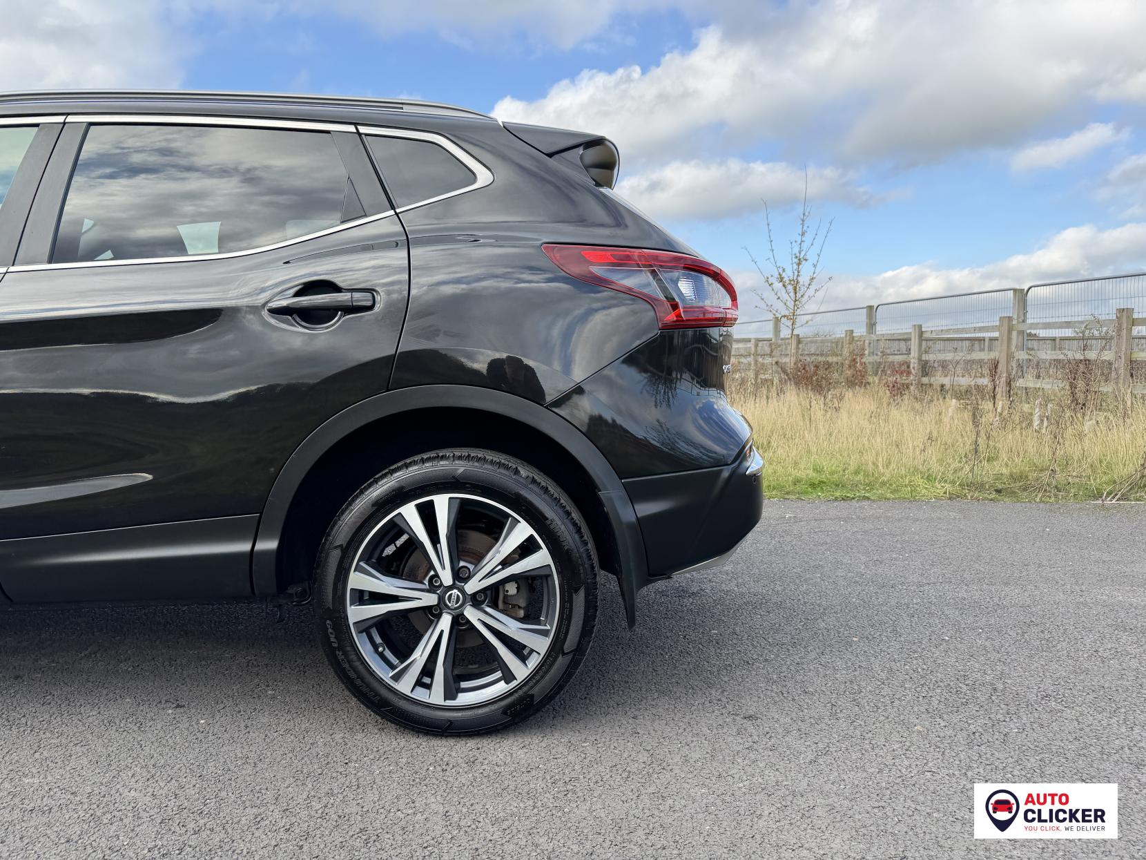 Nissan Qashqai 1.5 dCi N-Connecta SUV 5dr Diesel DCT Auto Euro 6 (s/s) (115 ps)