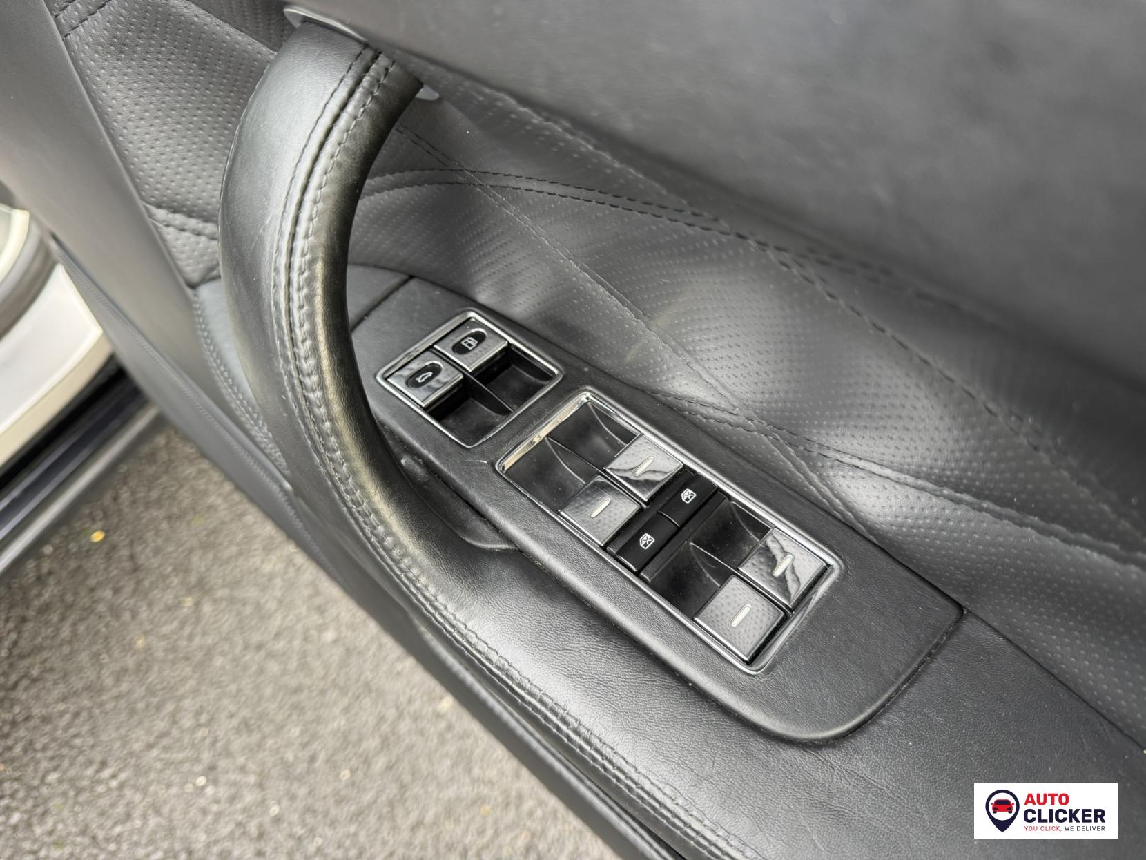 Bentley Continental 6.0 W12 Flying Spur Saloon 4dr Petrol Auto 4WD Euro 4 (560 ps)