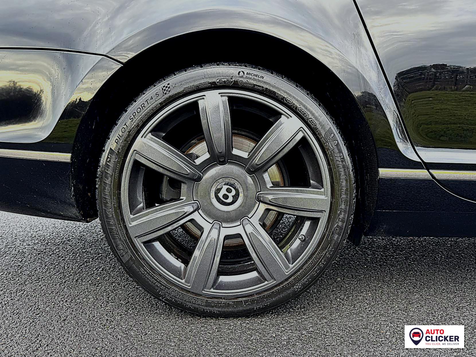 Bentley Continental 6.0 W12 Flying Spur Saloon 4dr Petrol Auto 4WD Euro 4 (560 ps)