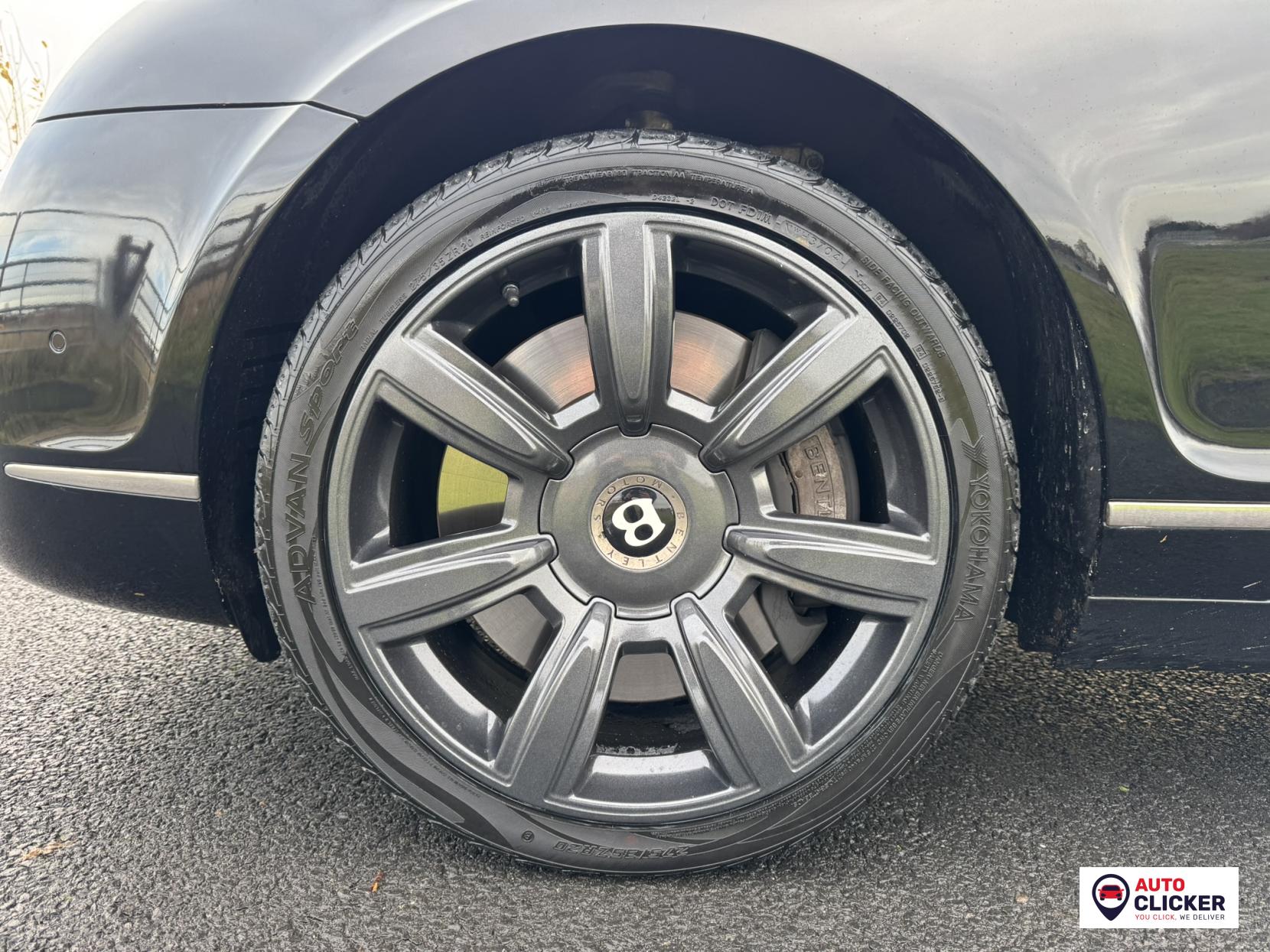 Bentley Continental 6.0 W12 Flying Spur Saloon 4dr Petrol Auto 4WD Euro 4 (560 ps)