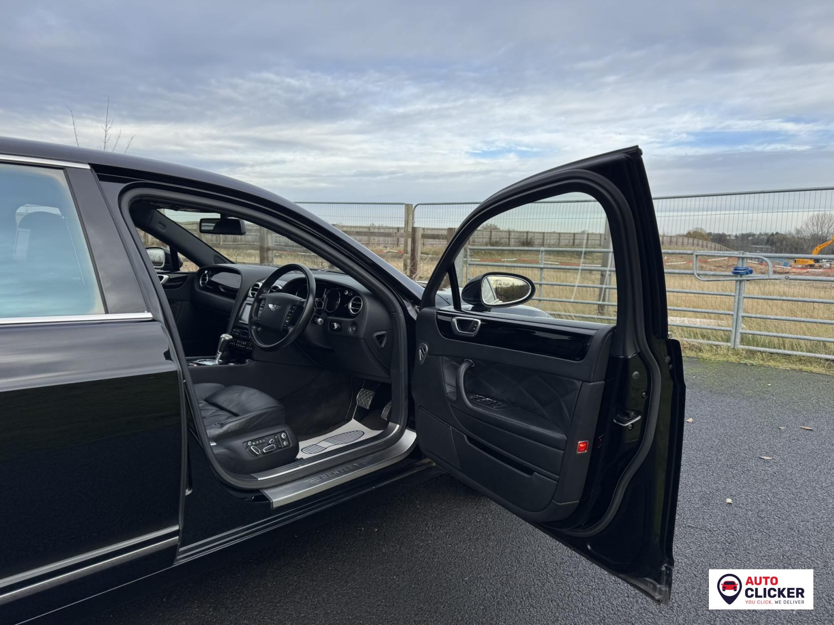 Bentley Continental 6.0 W12 Flying Spur Saloon 4dr Petrol Auto 4WD Euro 4 (560 ps)