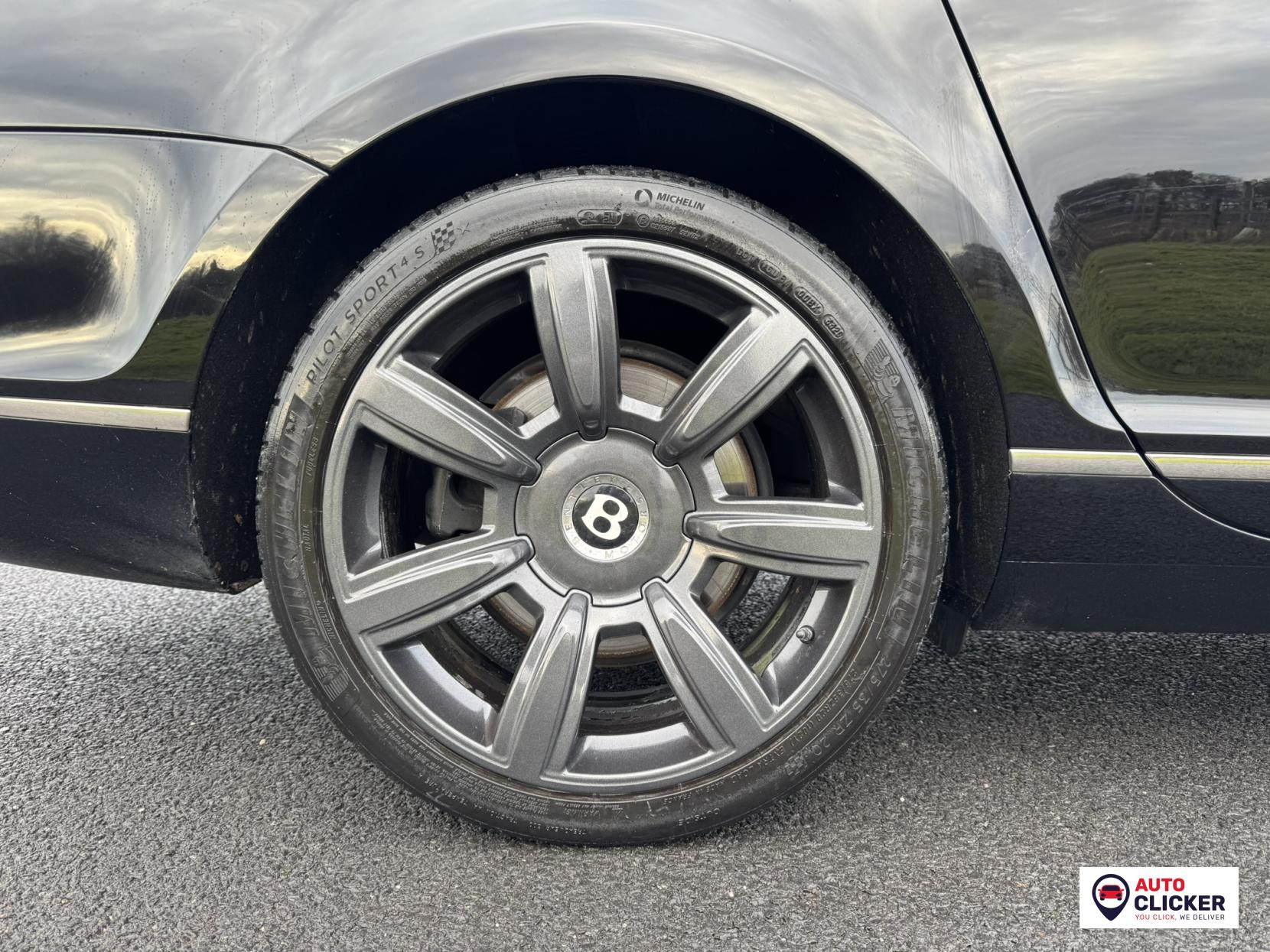 Bentley Continental 6.0 W12 Flying Spur Saloon 4dr Petrol Auto 4WD Euro 4 (560 ps)