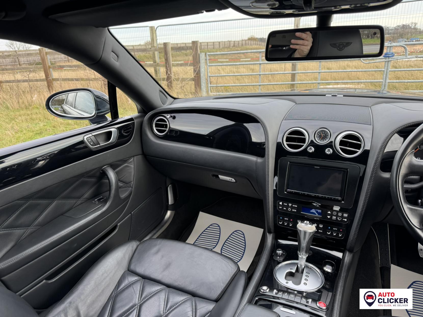 Bentley Continental 6.0 W12 Flying Spur Saloon 4dr Petrol Auto 4WD Euro 4 (560 ps)