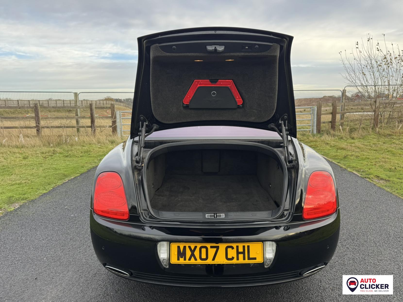 Bentley Continental 6.0 W12 Flying Spur Saloon 4dr Petrol Auto 4WD Euro 4 (560 ps)