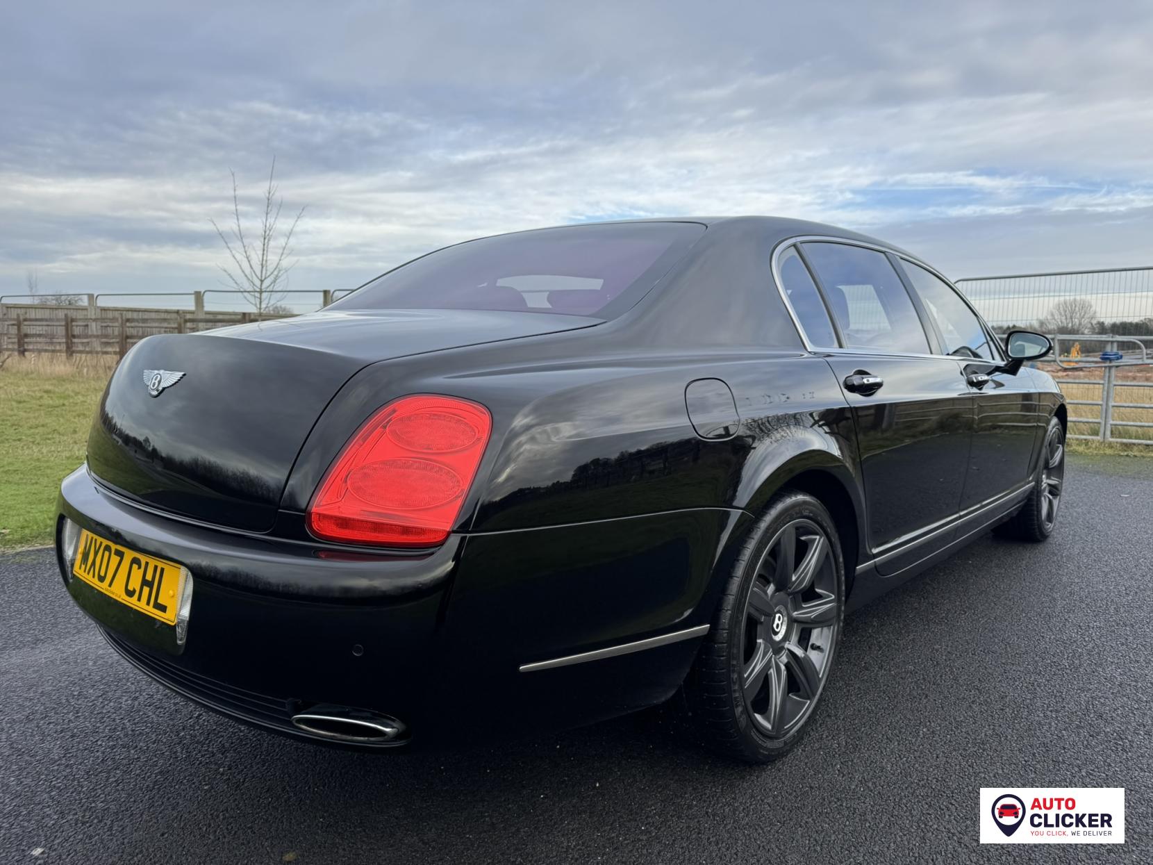 Bentley Continental 6.0 W12 Flying Spur Saloon 4dr Petrol Auto 4WD Euro 4 (560 ps)