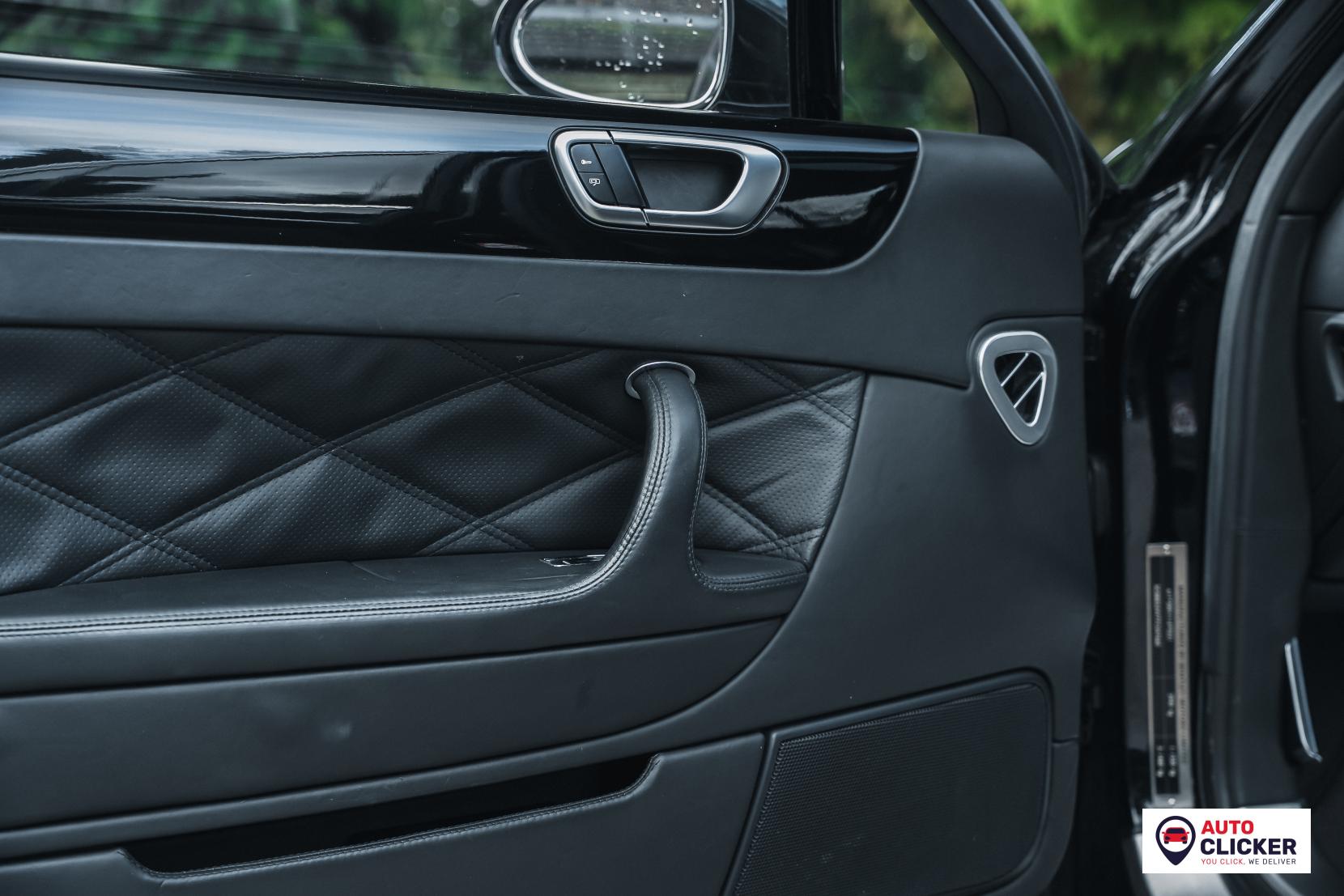 Bentley Continental 6.0 W12 Flying Spur Saloon 4dr Petrol Auto 4WD Euro 4 (560 ps)