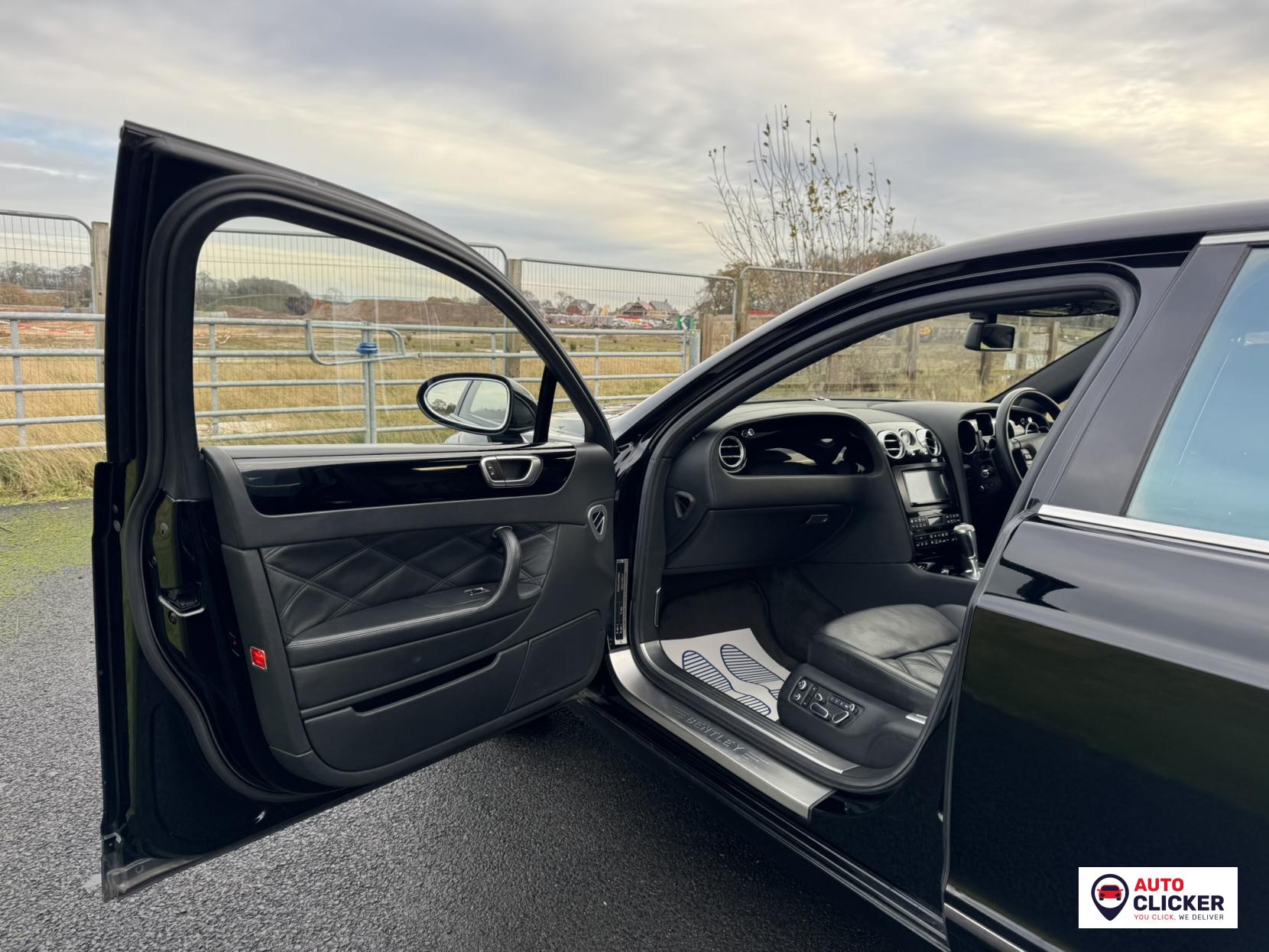 Bentley Continental 6.0 W12 Flying Spur Saloon 4dr Petrol Auto 4WD Euro 4 (560 ps)