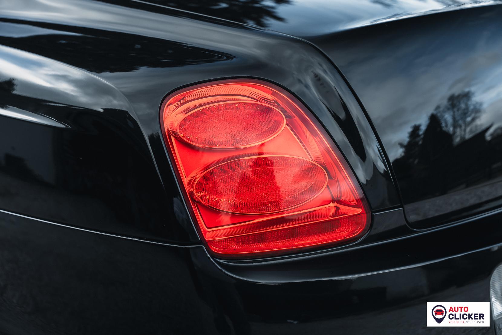 Bentley Continental 6.0 W12 Flying Spur Saloon 4dr Petrol Auto 4WD Euro 4 (560 ps)