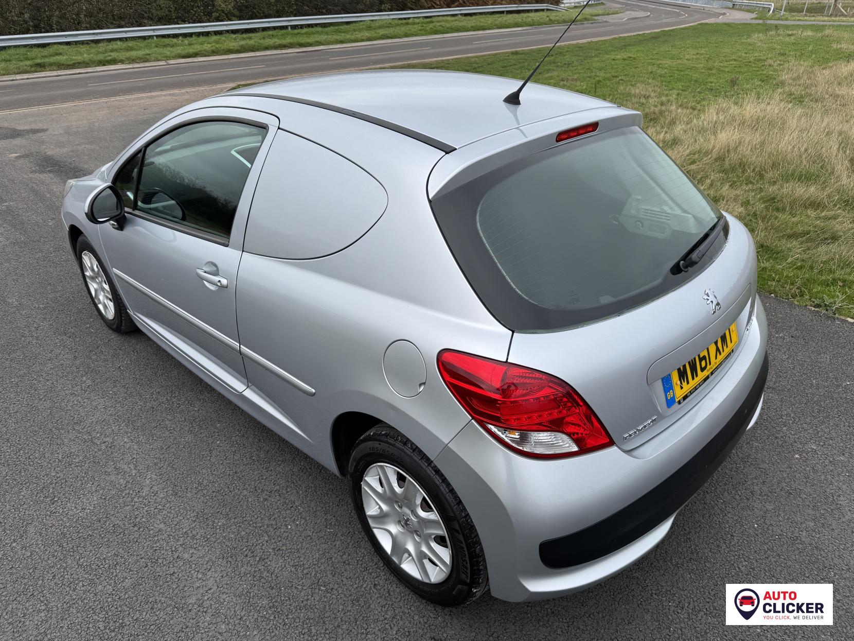 Peugeot 207 1.4 HDi 70 Professional Car Derived Van 3dr Diesel Manual (FAP) (110 g/km, 68 bhp)