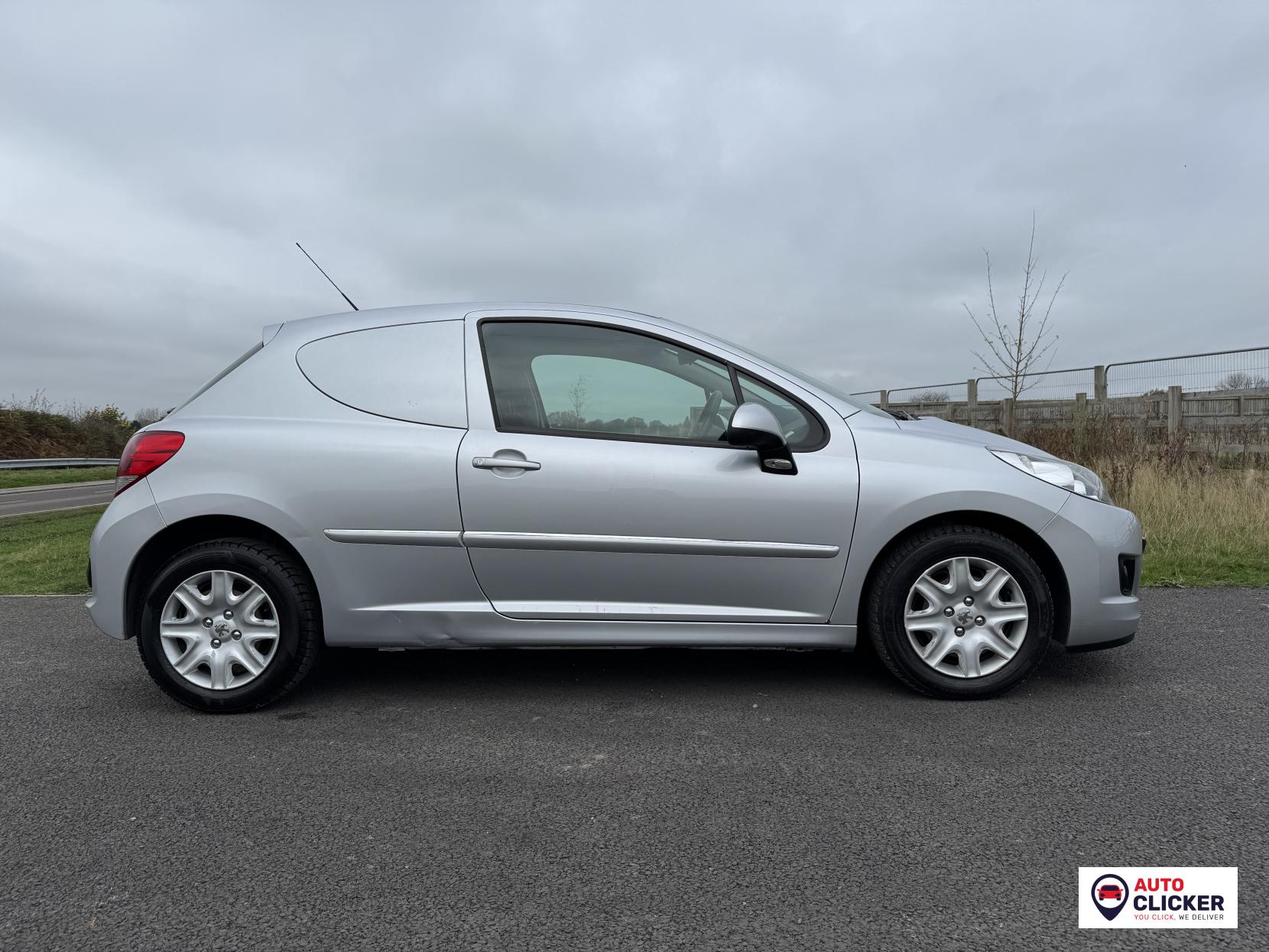 Peugeot 207 1.4 HDi 70 Professional Car Derived Van 3dr Diesel Manual (FAP) (110 g/km, 68 bhp)