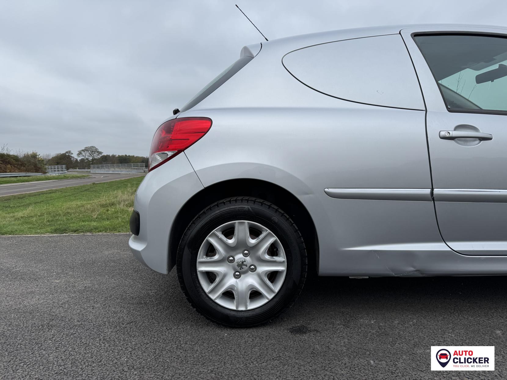 Peugeot 207 1.4 HDi 70 Professional Car Derived Van 3dr Diesel Manual (FAP) (110 g/km, 68 bhp)