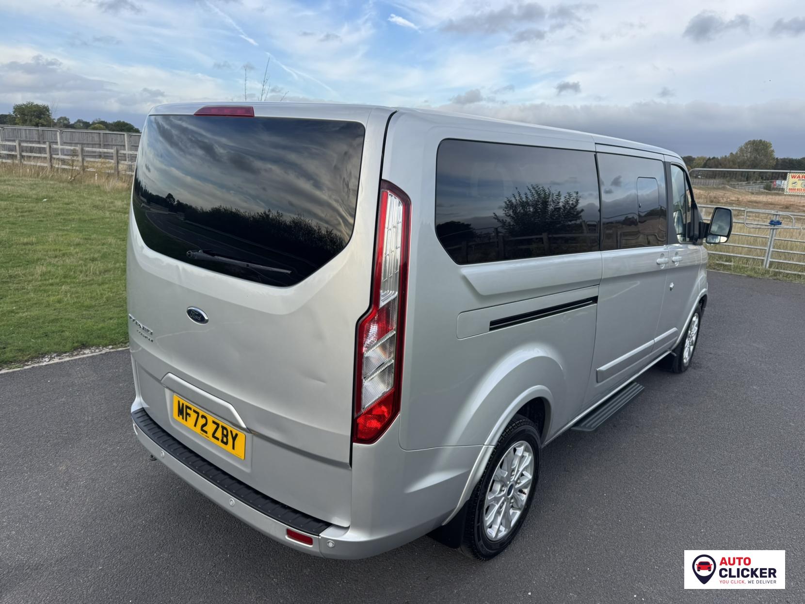 Ford Tourneo Custom 2.0 320 EcoBlue Titanium Minibus Double Cab 5dr Diesel Manual L2 Euro 6 (s/s) (130 ps)