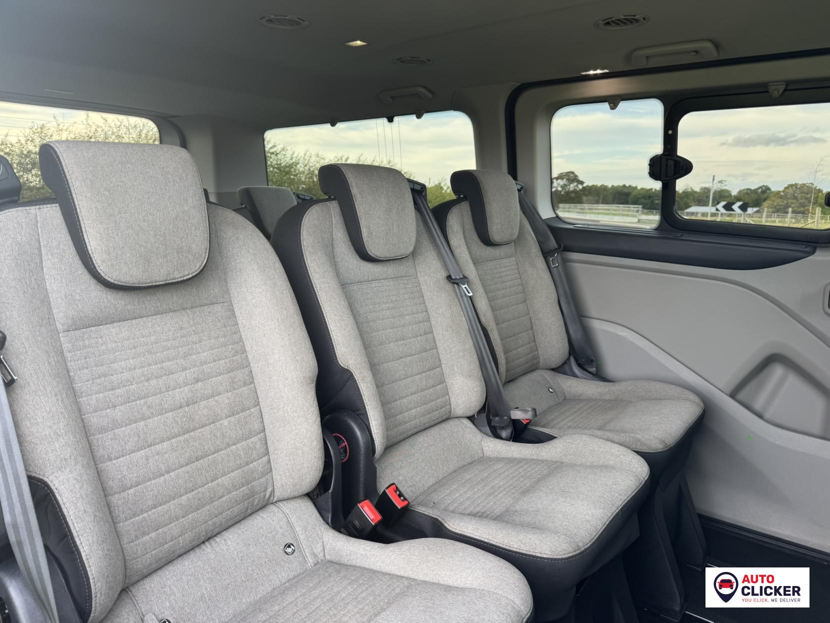 Ford Tourneo Custom 2.0 320 EcoBlue Titanium Minibus Double Cab 5dr Diesel Manual L2 Euro 6 (s/s) (130 ps)