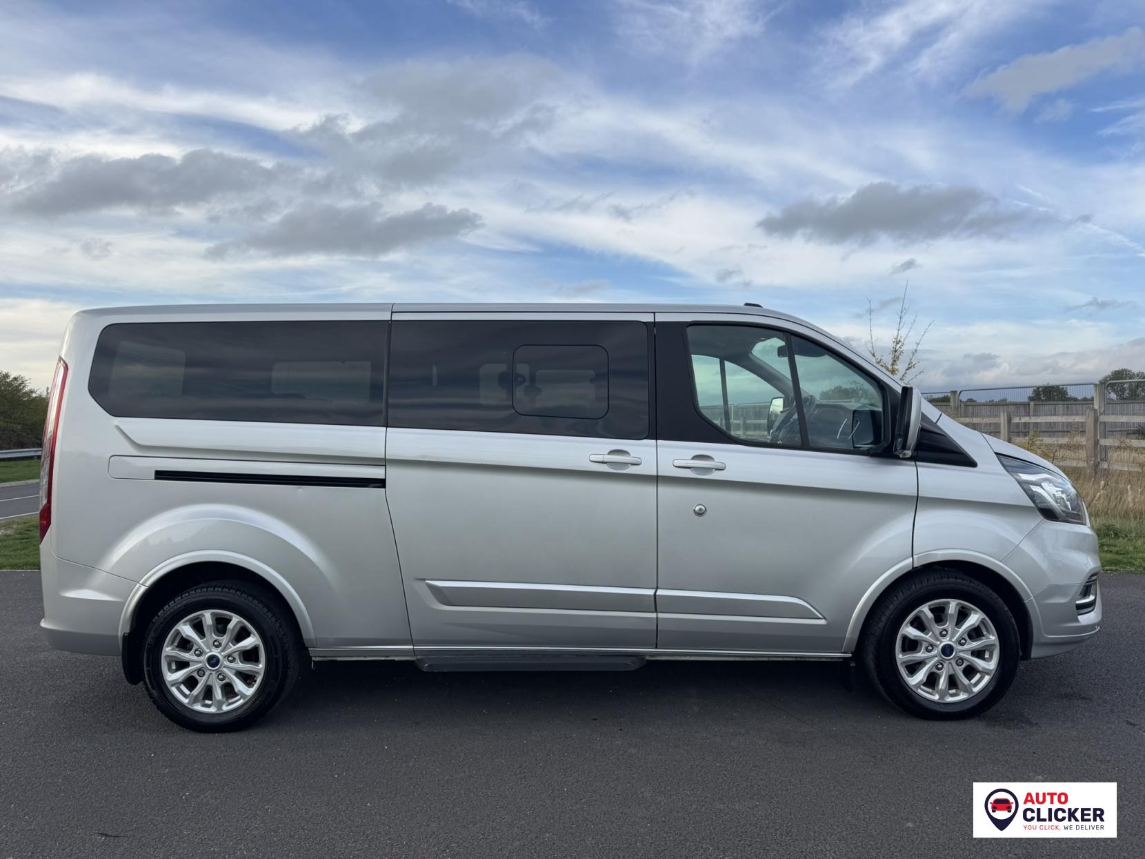 Ford Tourneo Custom 2.0 320 EcoBlue Titanium Minibus Double Cab 5dr Diesel Manual L2 Euro 6 (s/s) (130 ps)
