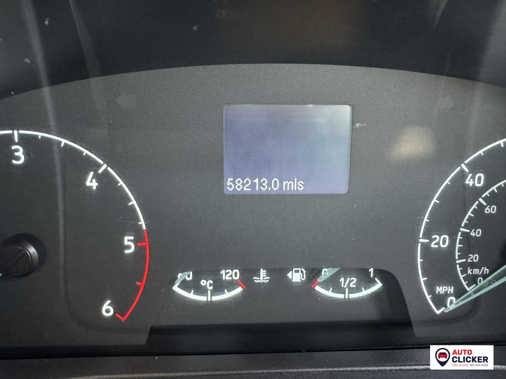 Ford Tourneo Custom 2.0 320 EcoBlue Titanium Minibus Double Cab 5dr Diesel Manual L2 Euro 6 (s/s) (130 ps)