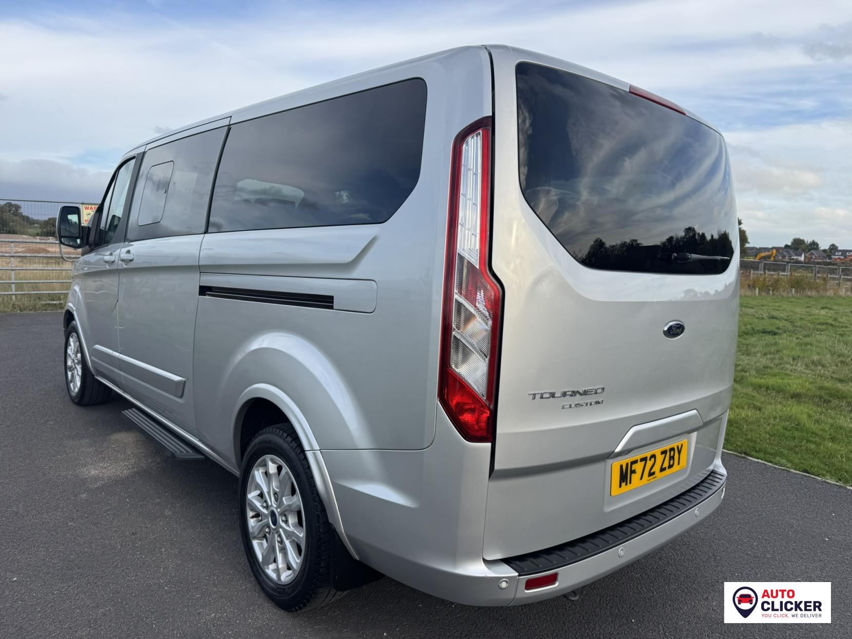 Ford Tourneo Custom 2.0 320 EcoBlue Titanium Minibus Double Cab 5dr Diesel Manual L2 Euro 6 (s/s) (130 ps)