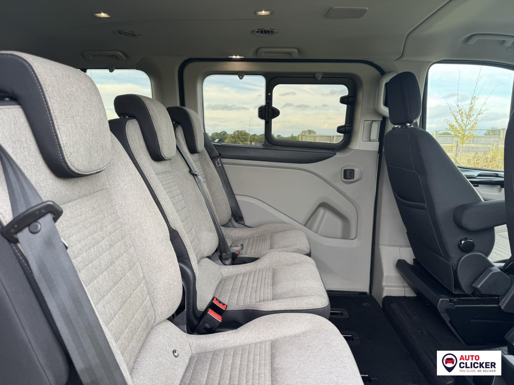 Ford Tourneo Custom 2.0 320 EcoBlue Titanium Minibus Double Cab 5dr Diesel Manual L2 Euro 6 (s/s) (130 ps)
