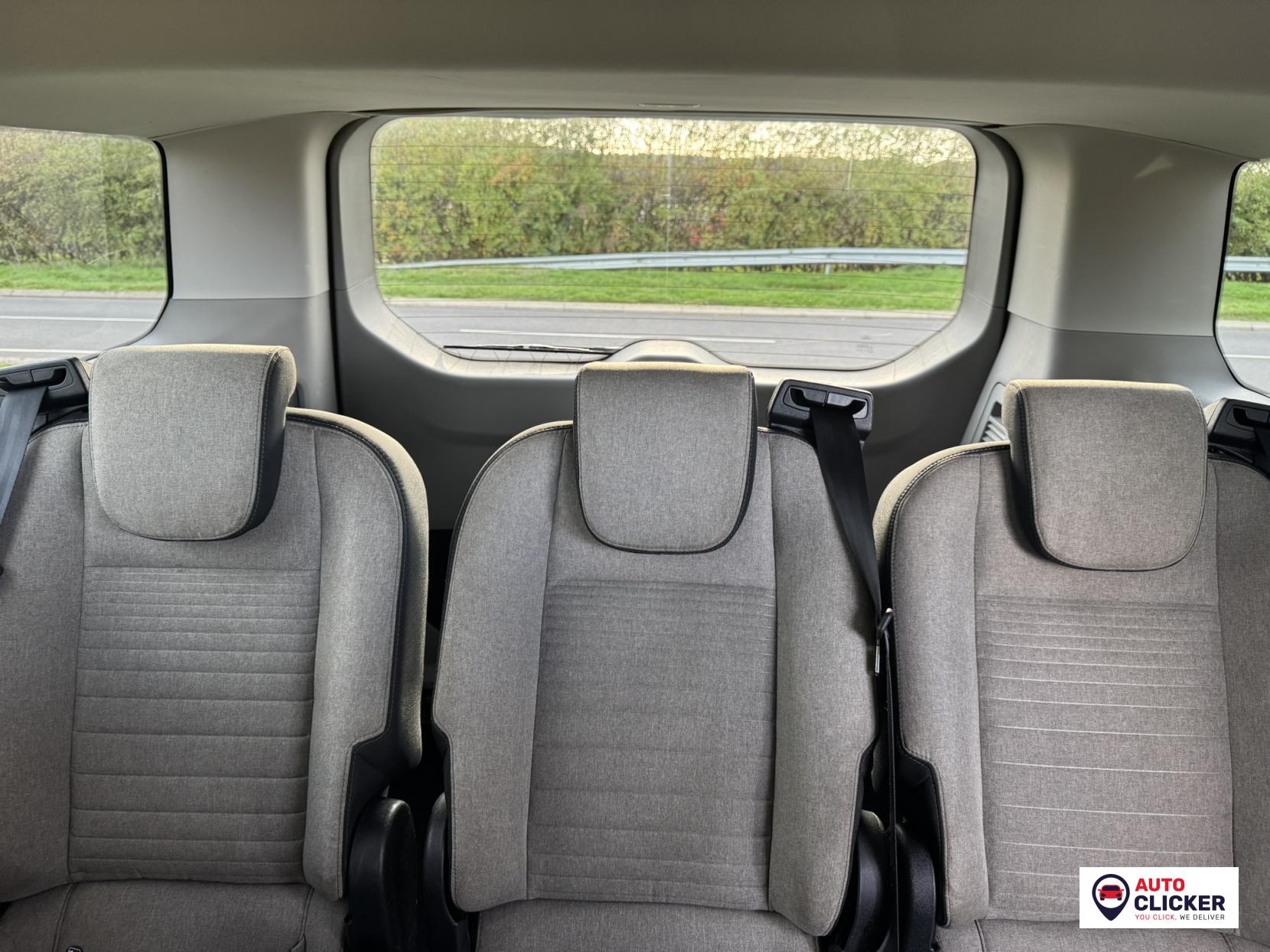 Ford Tourneo Custom 2.0 320 EcoBlue Titanium Minibus Double Cab 5dr Diesel Manual L2 Euro 6 (s/s) (130 ps)